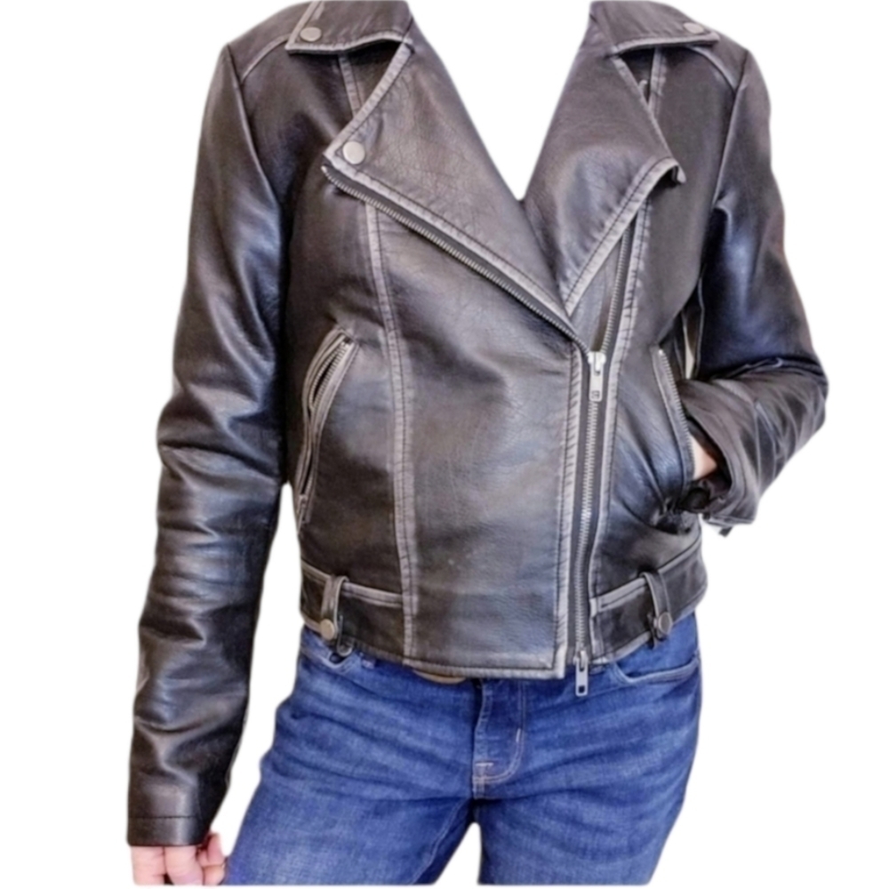 Forever 21 moto distressed black moto jacket